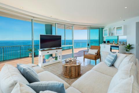 3 Bedroom Sub Penthouse apartments with Ocean views