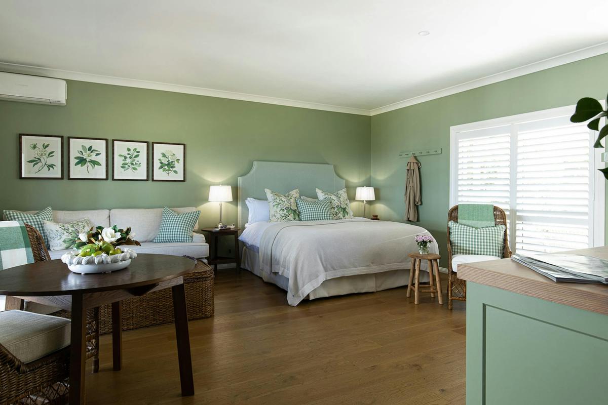 Hinterland Suite