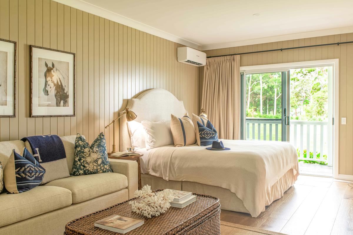Lodge Bath Suite