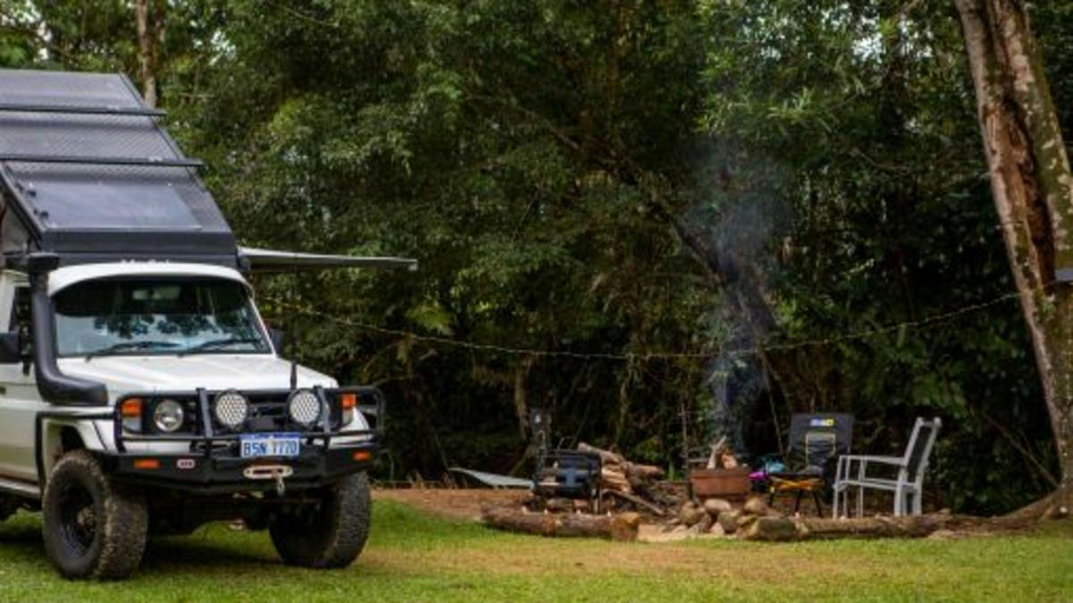 Tropical Woopen Creek Camping