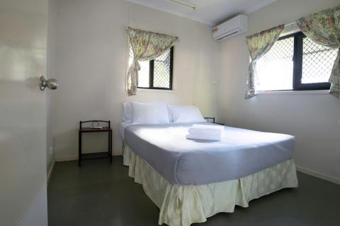 Budget Room