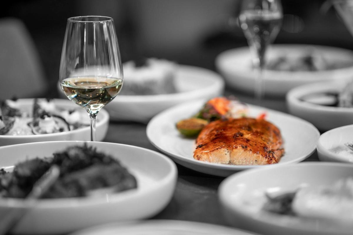 salmon share plate