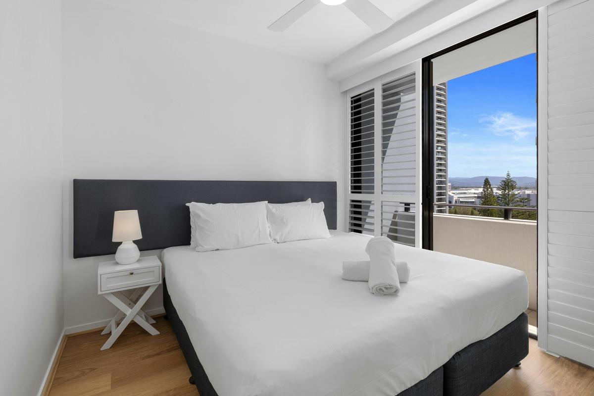 2 Bedroom Plus Ocean View