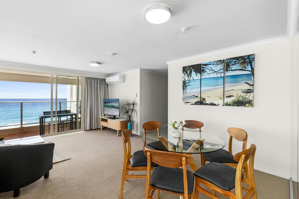 Superior 3 Bedroom Ocean View Apartment