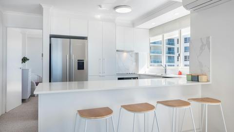 Superior 3 Bedroom Ocean View Apartment