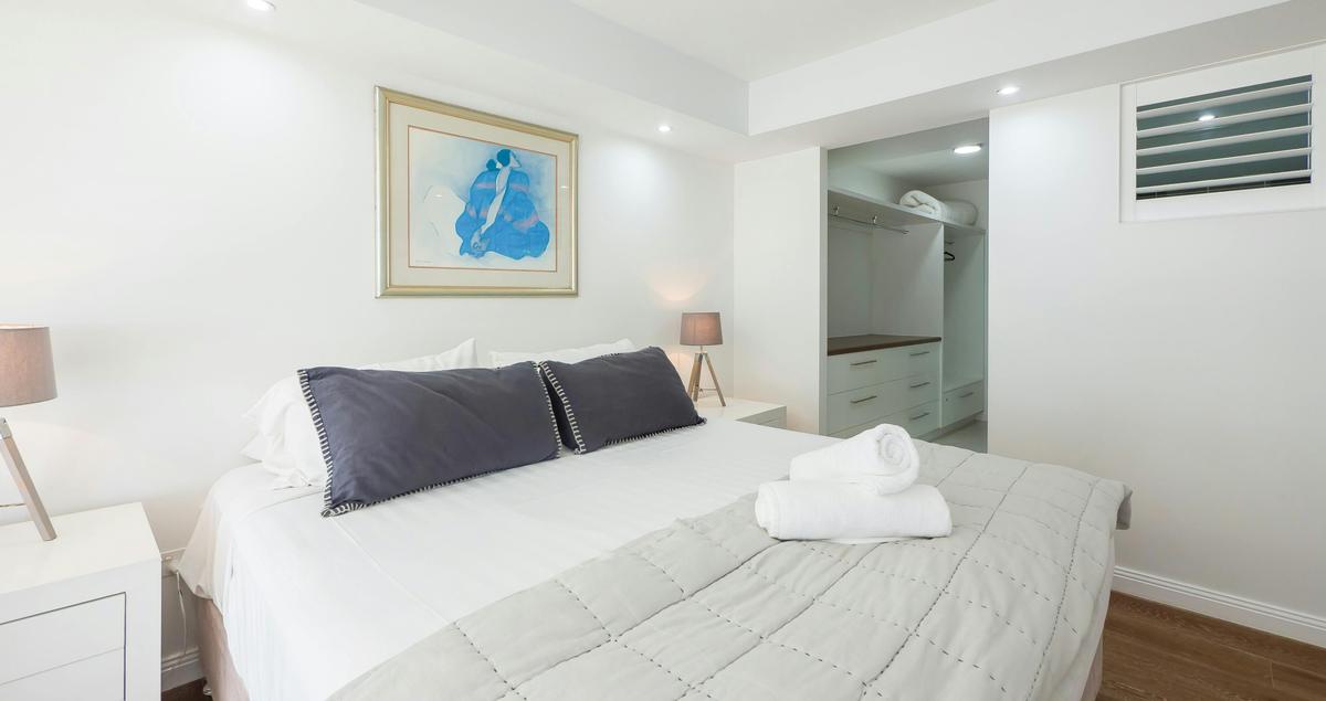 Premier 2 Bedroom Ocean View Courtyard Apartment