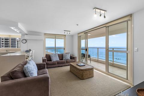 Superior 3 Bedroom Ocean View Apartment