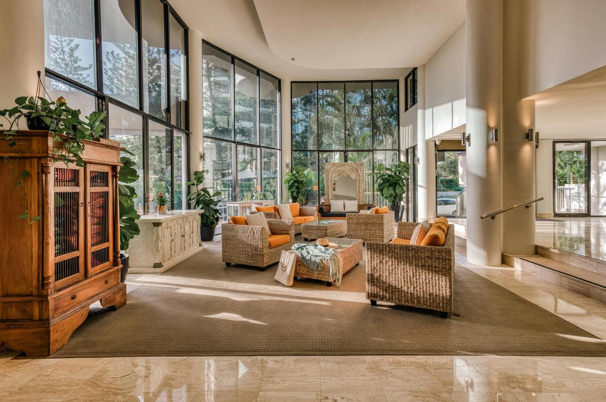 2 Bedroom Deluxe Apartment