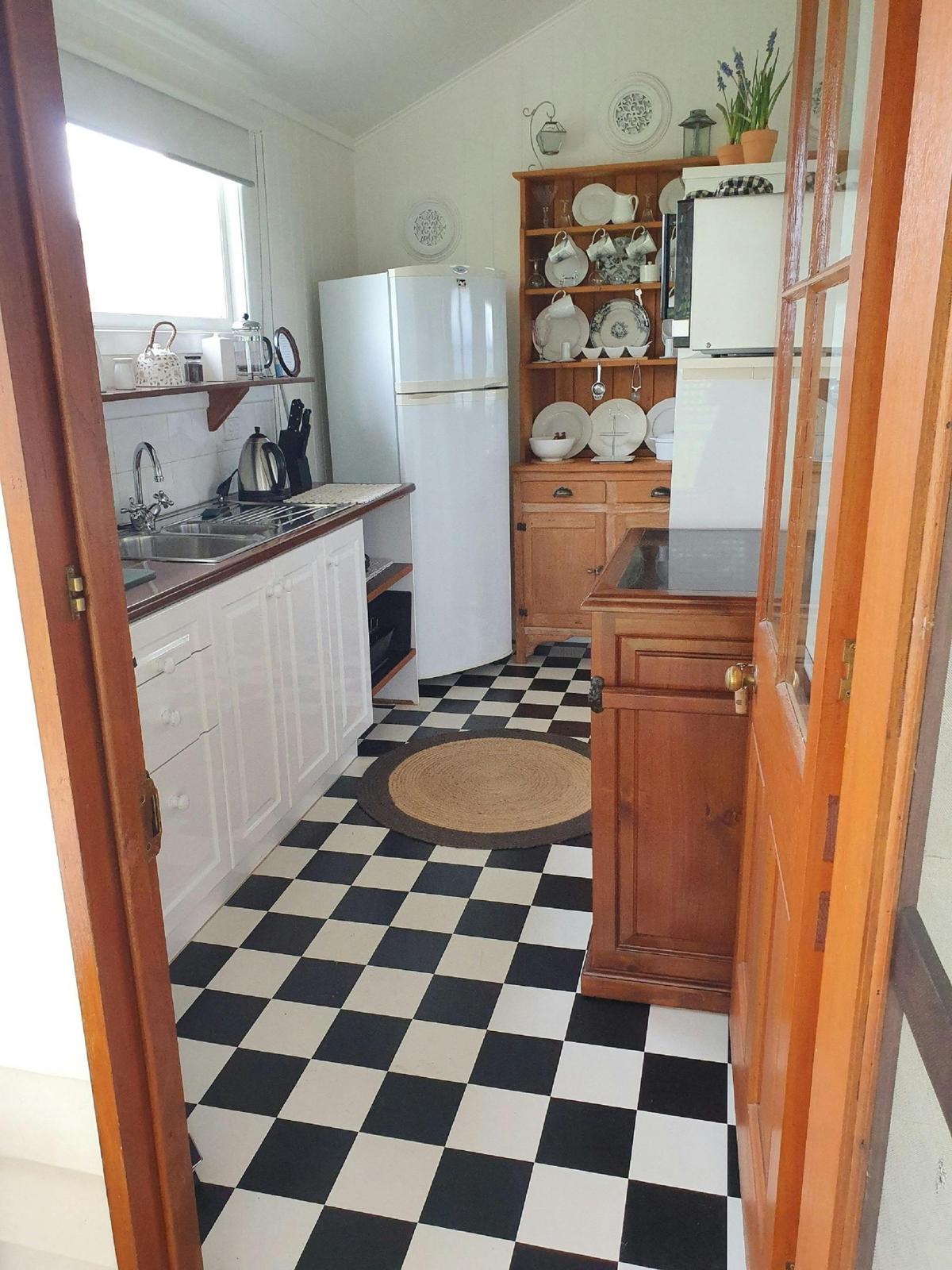 Vanbery Cottage Host Farm