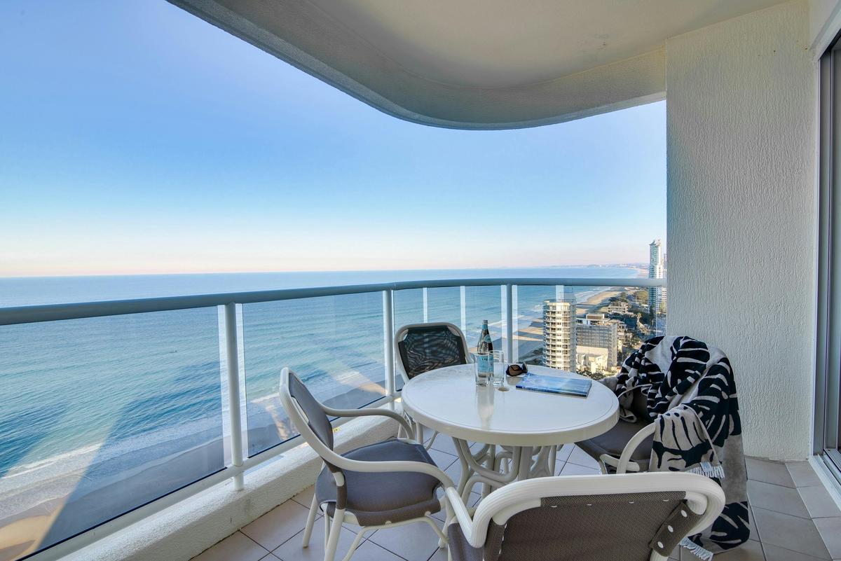 1 Bedroom Ocean Apartment