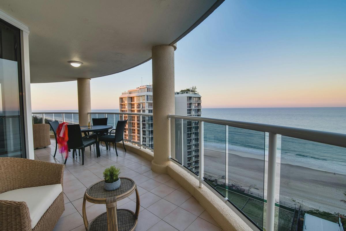 2 Bedroom Oceanview Superior Apartment