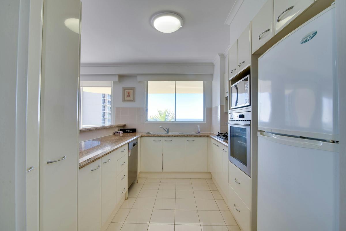 2 Bedroom Garden-View Apartment