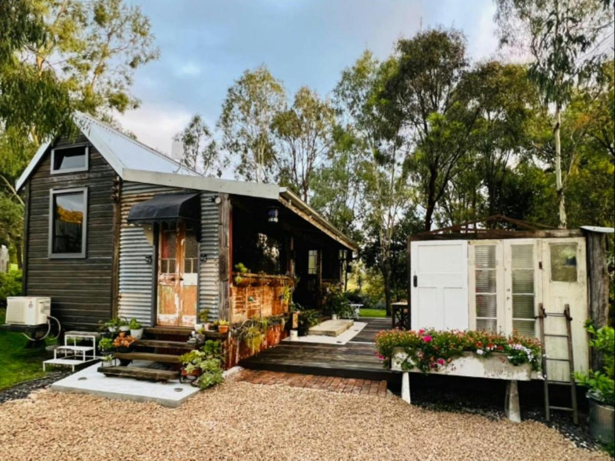 The Cabin, Ghost Gum Gully