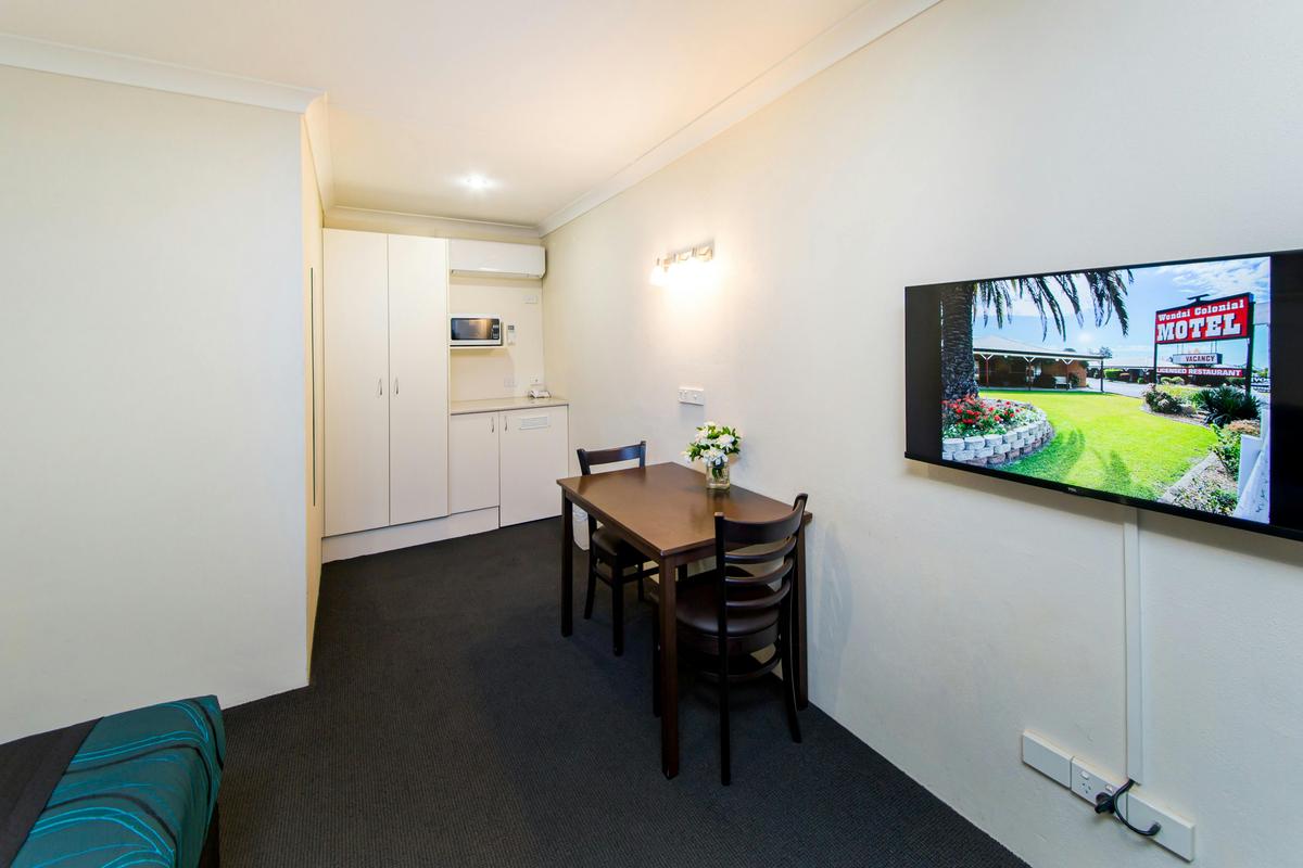 Executive Queen Room