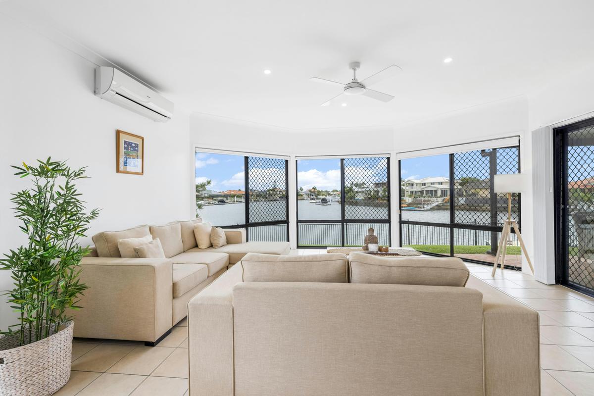 Lounge area