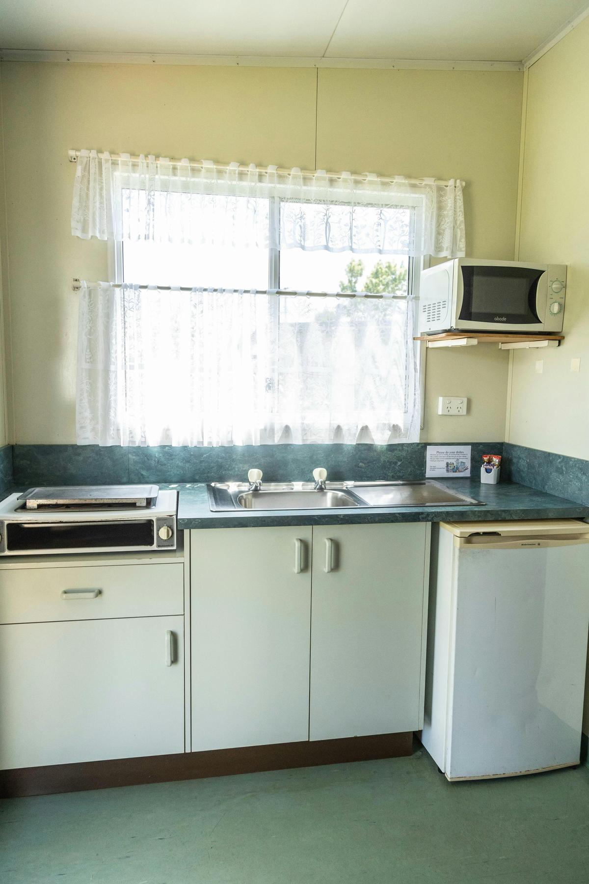 Regular Cabin