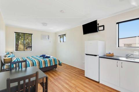 Deluxe Wheel Chair Friendly Cabin