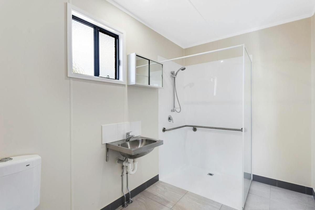 Deluxe Wheel Chair Friendly Cabin