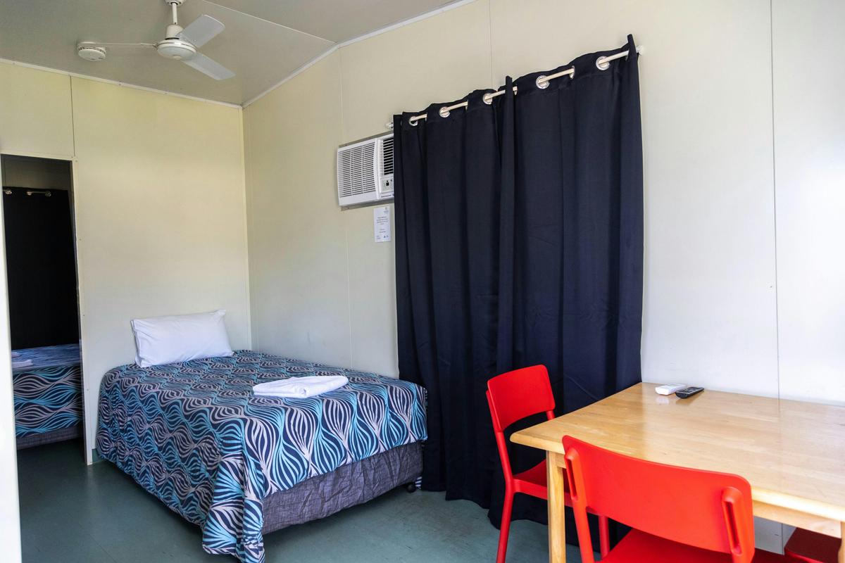 Regular Cabin