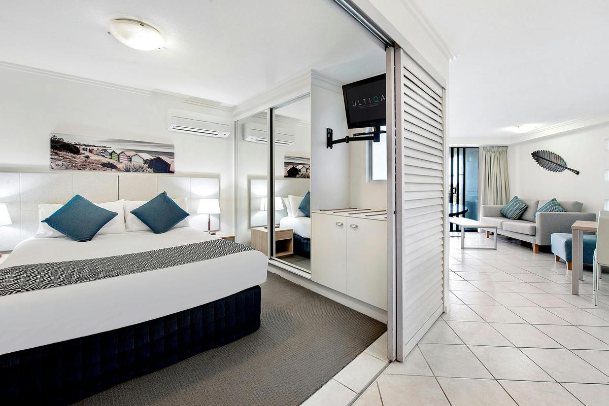 1 Bedroom Apartment