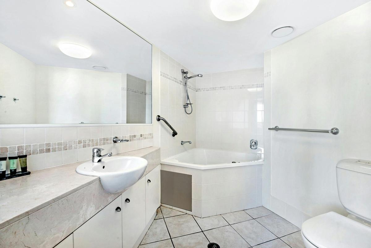 2 Bedroom, 2 Bathroom