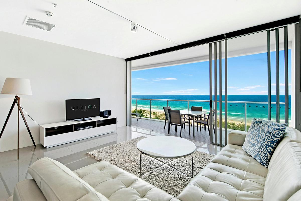 One-Bedroom Ocean View Apartment