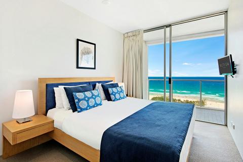 One-Bedroom Ocean View Apartment