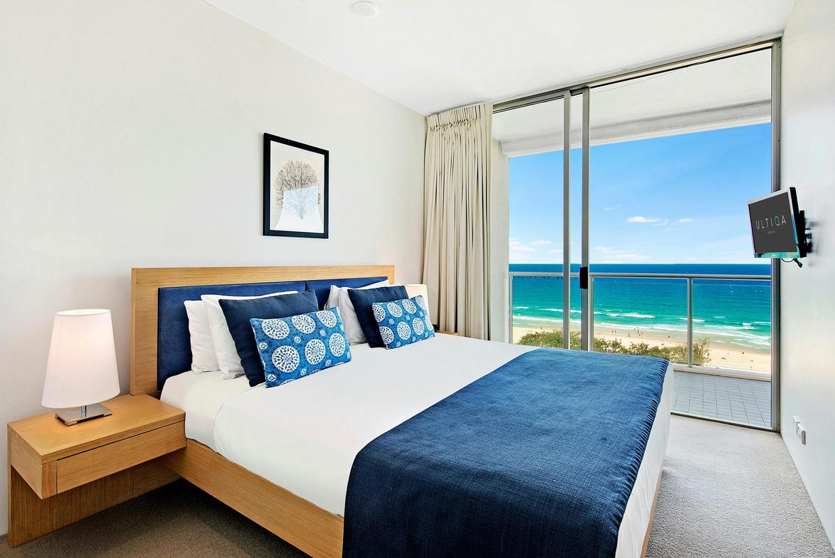 One-Bedroom Ocean View Apartment