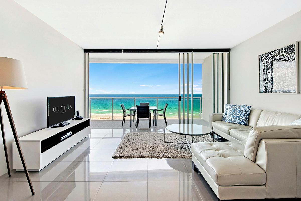 One-Bedroom Ocean View Apartment