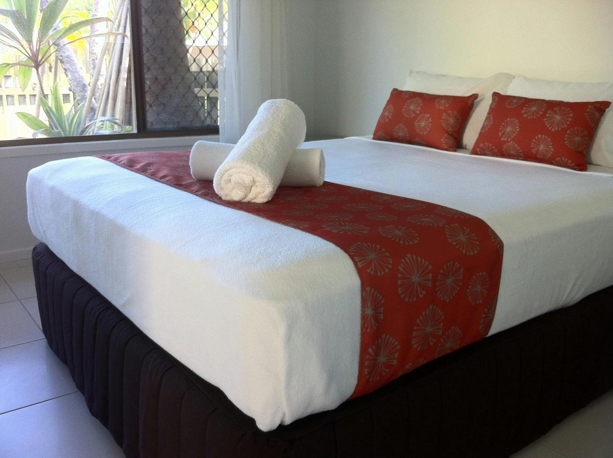 Queen Bedroom