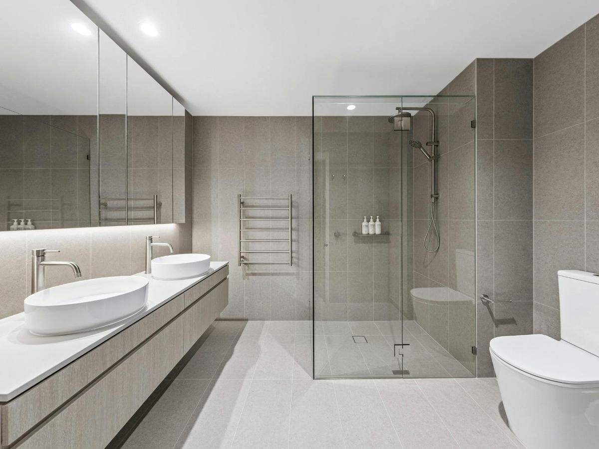 3 BED 2 BATH