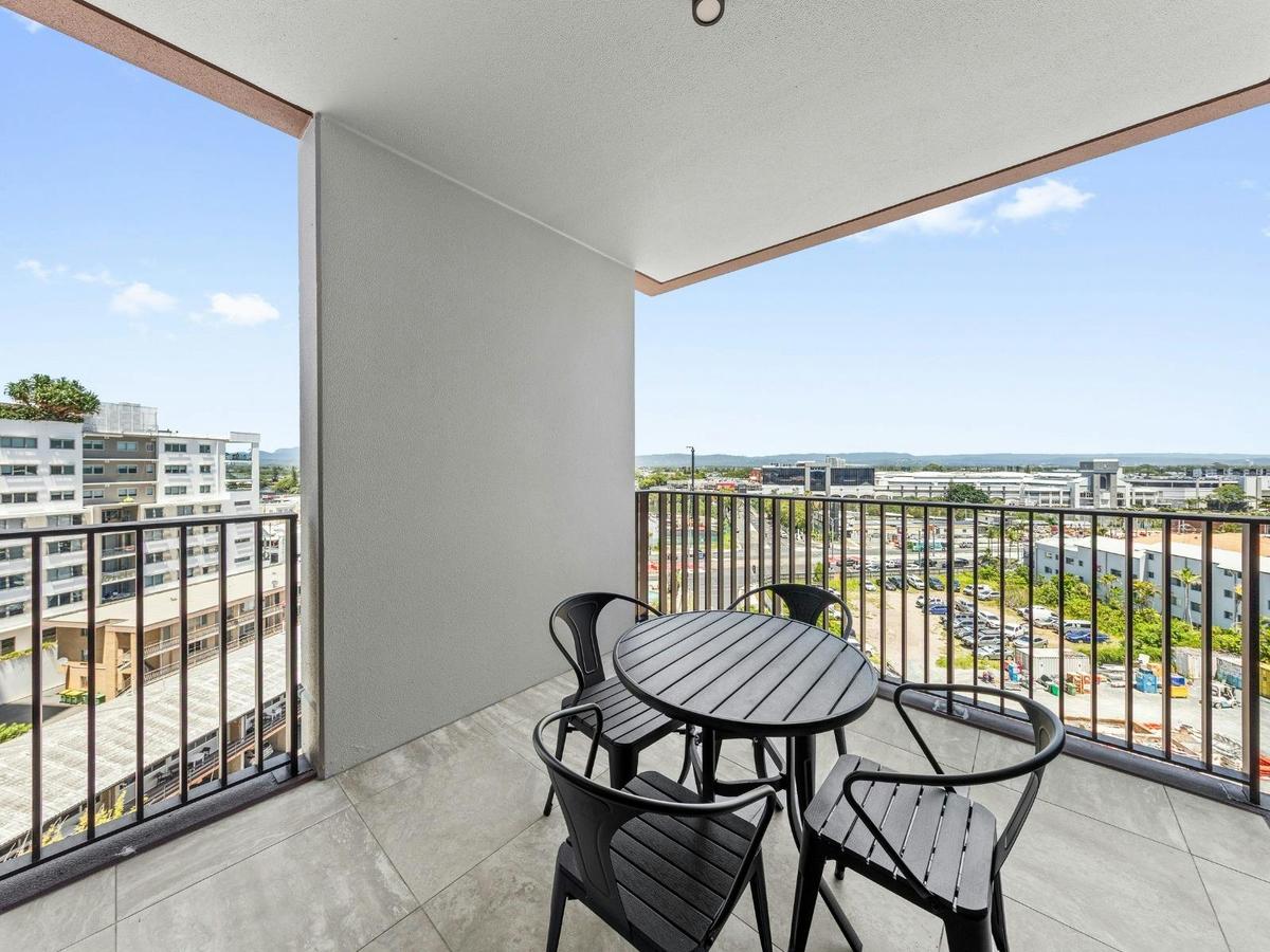 2 BED 2 BATH