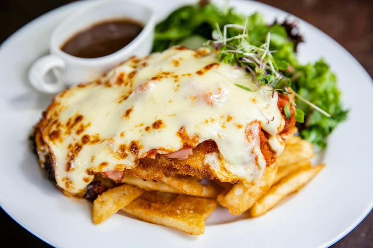 Withcott Hotel Meal