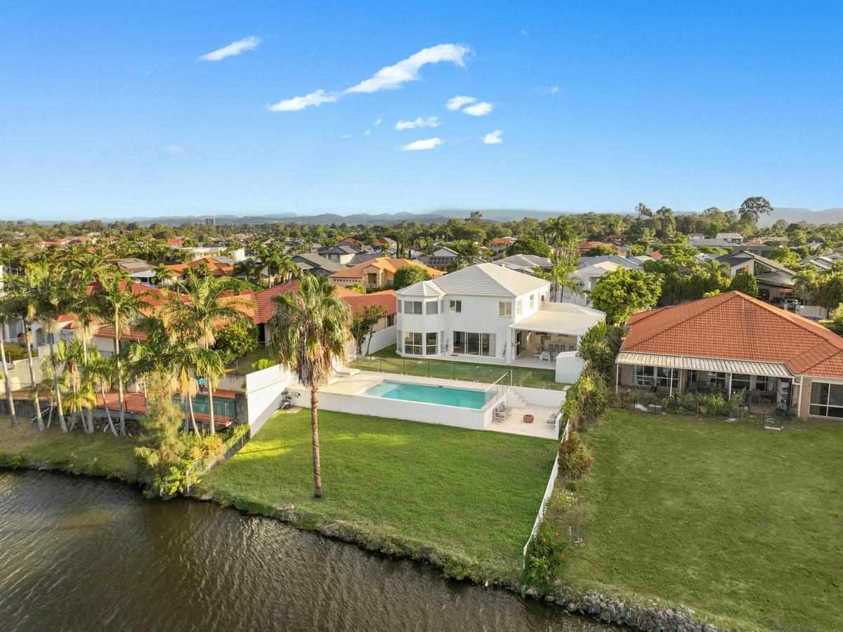 The 966 square metre canal-front block with private water frontage and no rear neighbours.