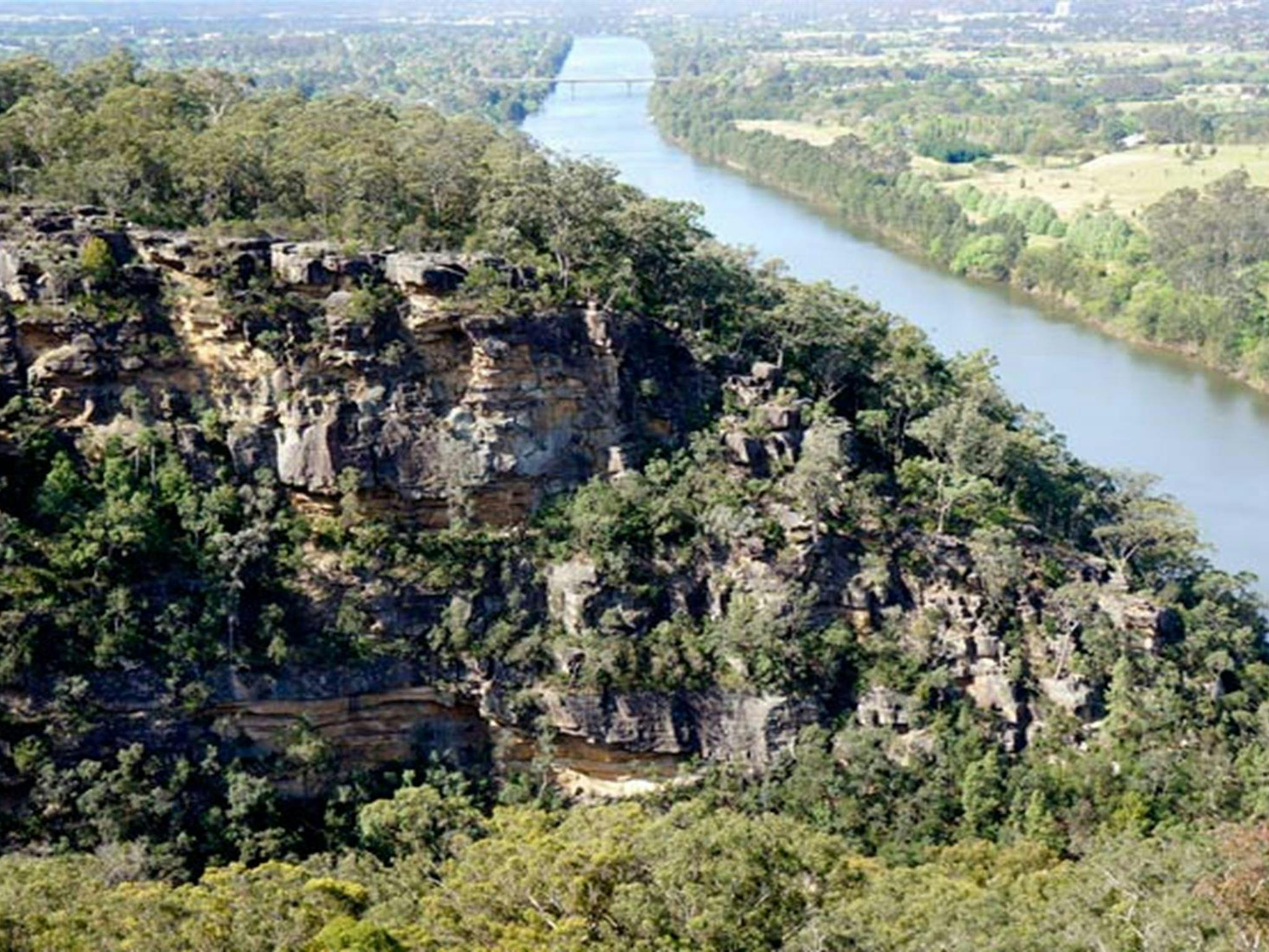 Portal lookout, Blue Mountains National Park. Photo credit: Steve Alton &copy; DPIE