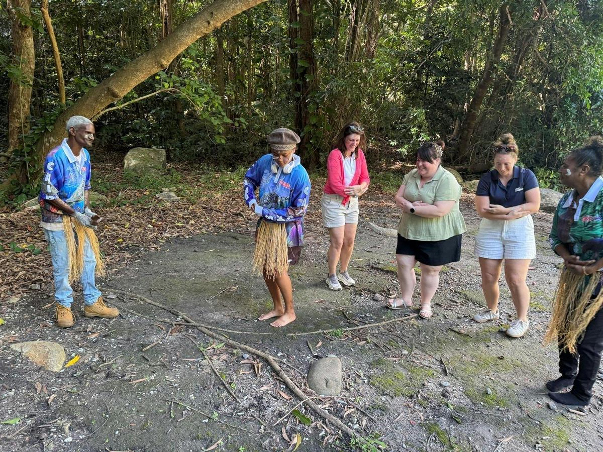 Cairns Short Tour 1 hour On Country Guided Experience