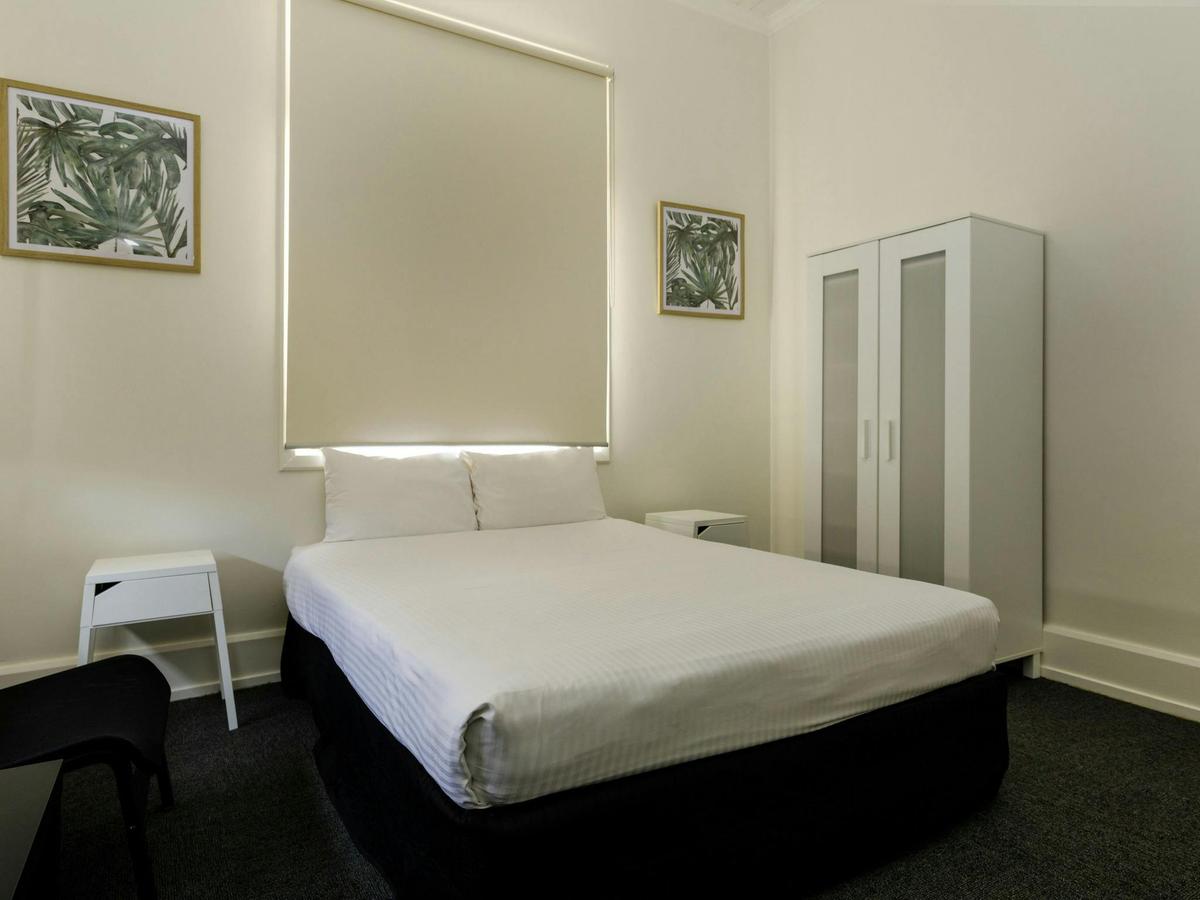 Budget Room