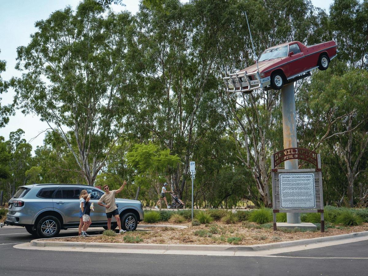 Ute On The Pole, Deniliquin