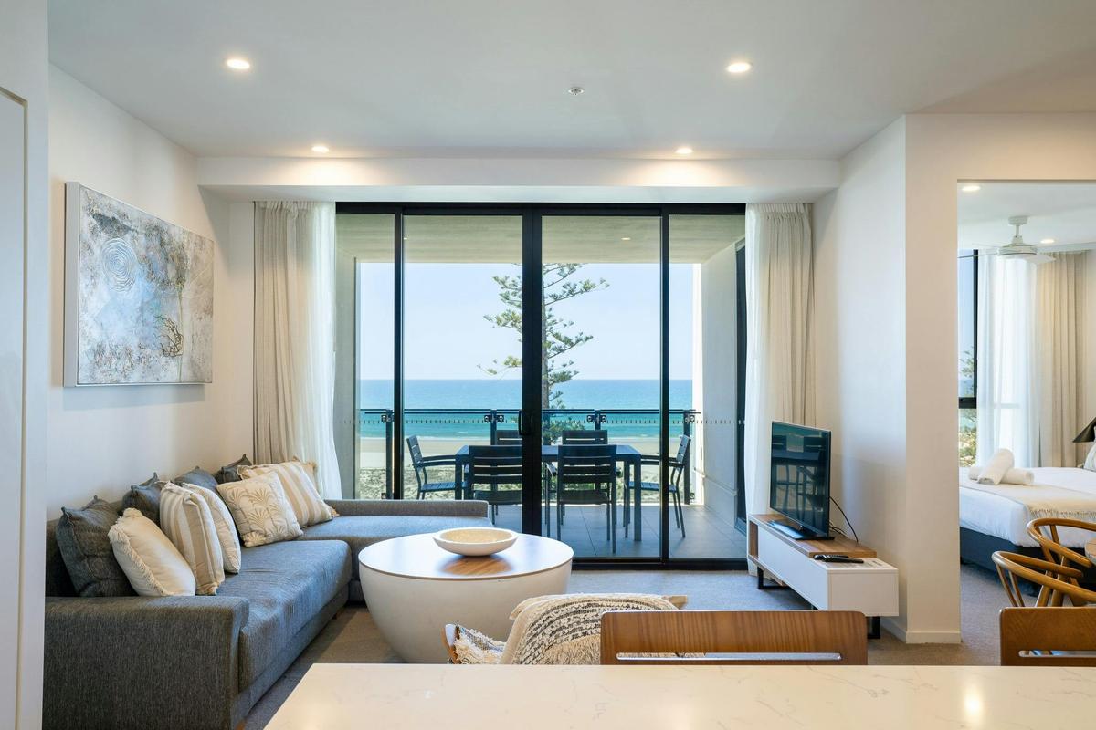 Iconic Kirra Beach Resort