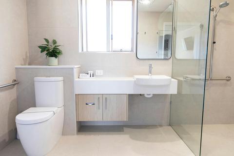 Accessible King Room