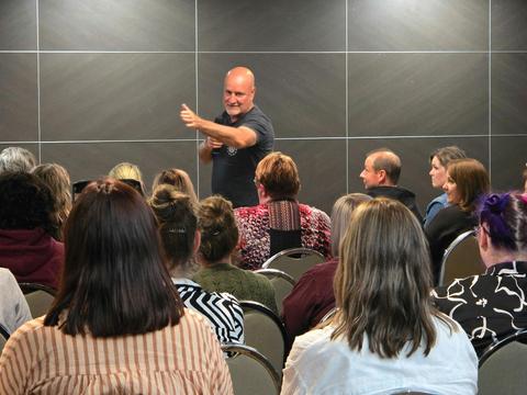 Aussie medium Simon Hay at the Batemans Bay Soldiers Club