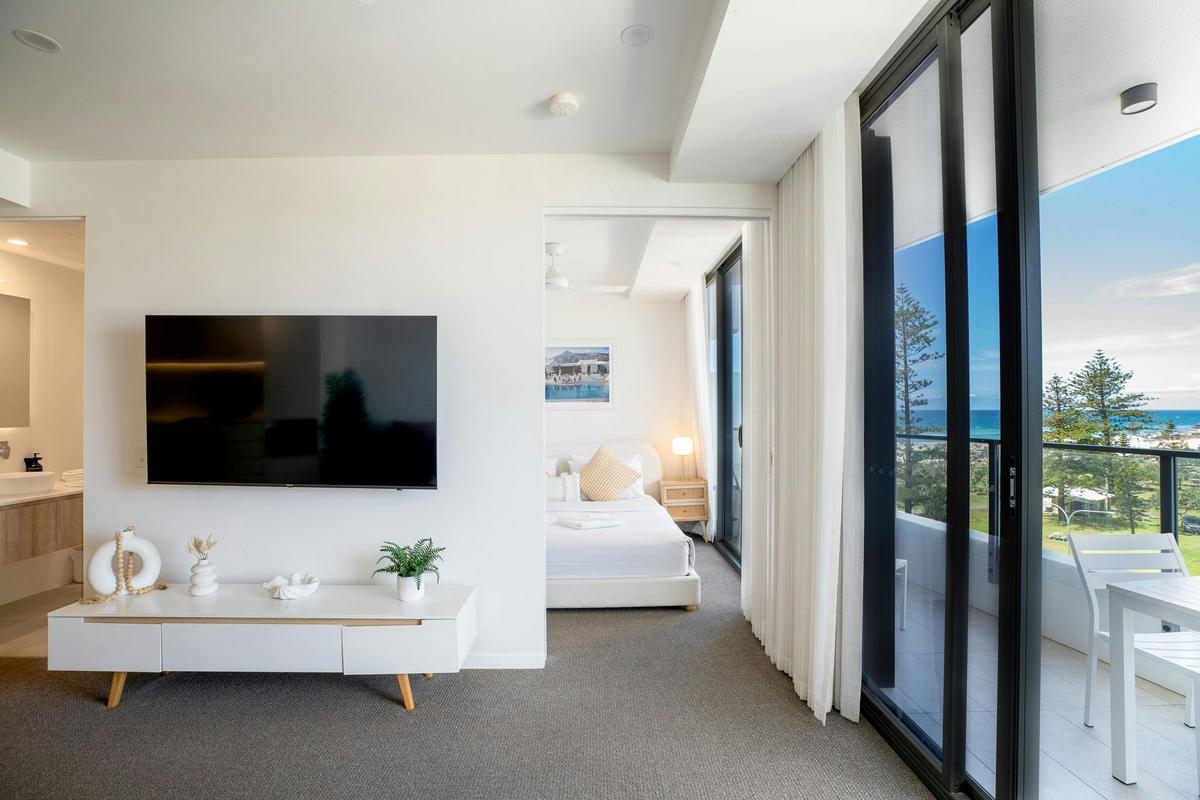 X Kirra Apartments