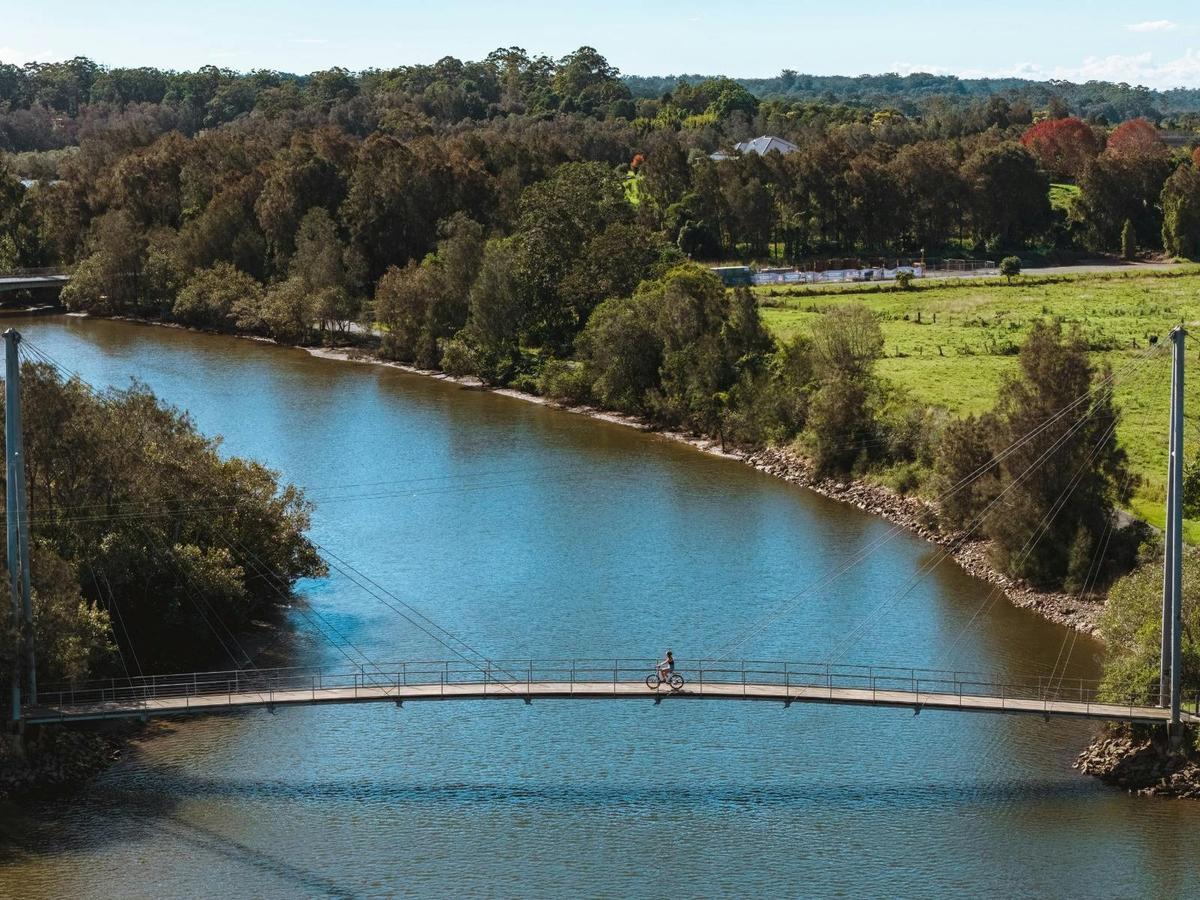 Cycle along and over the Nambucca River on the Cycleway