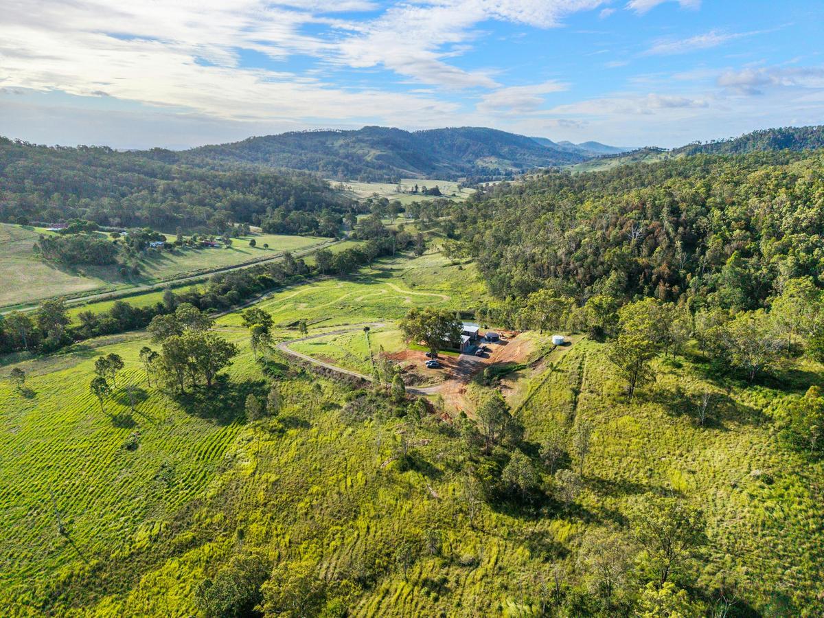 Aerial view of Silk & Oak and surrounds