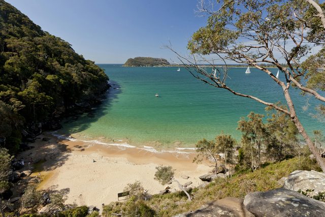 Resolute Beach and Resolute Picnic Area