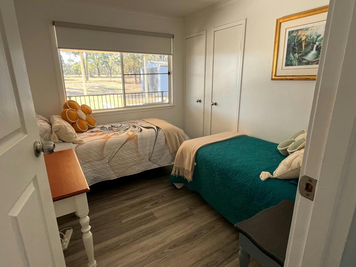 twin bedroom
