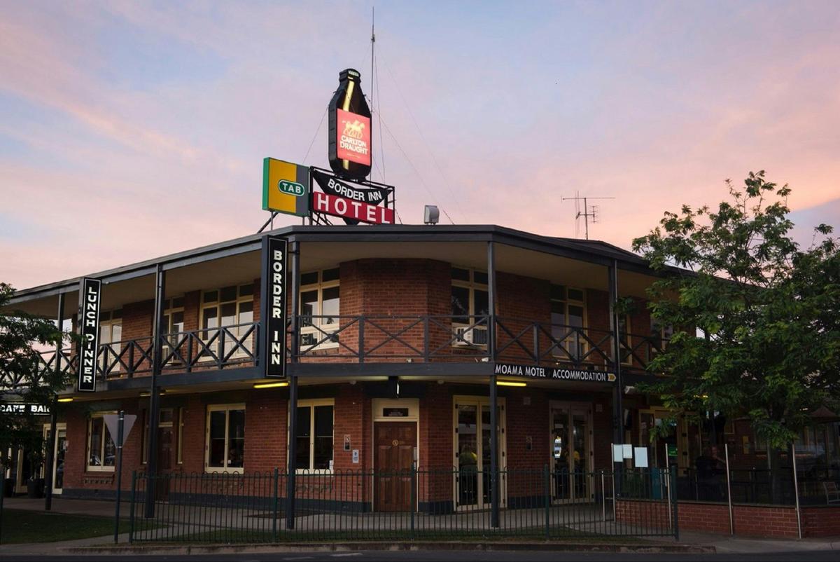 Border inn Hotel