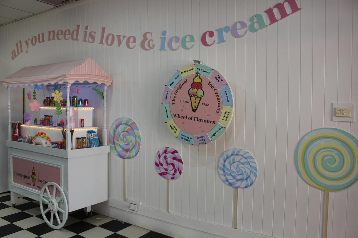The Original Ice Creamery Kiama Lolly Cart and Wheel of Flavours