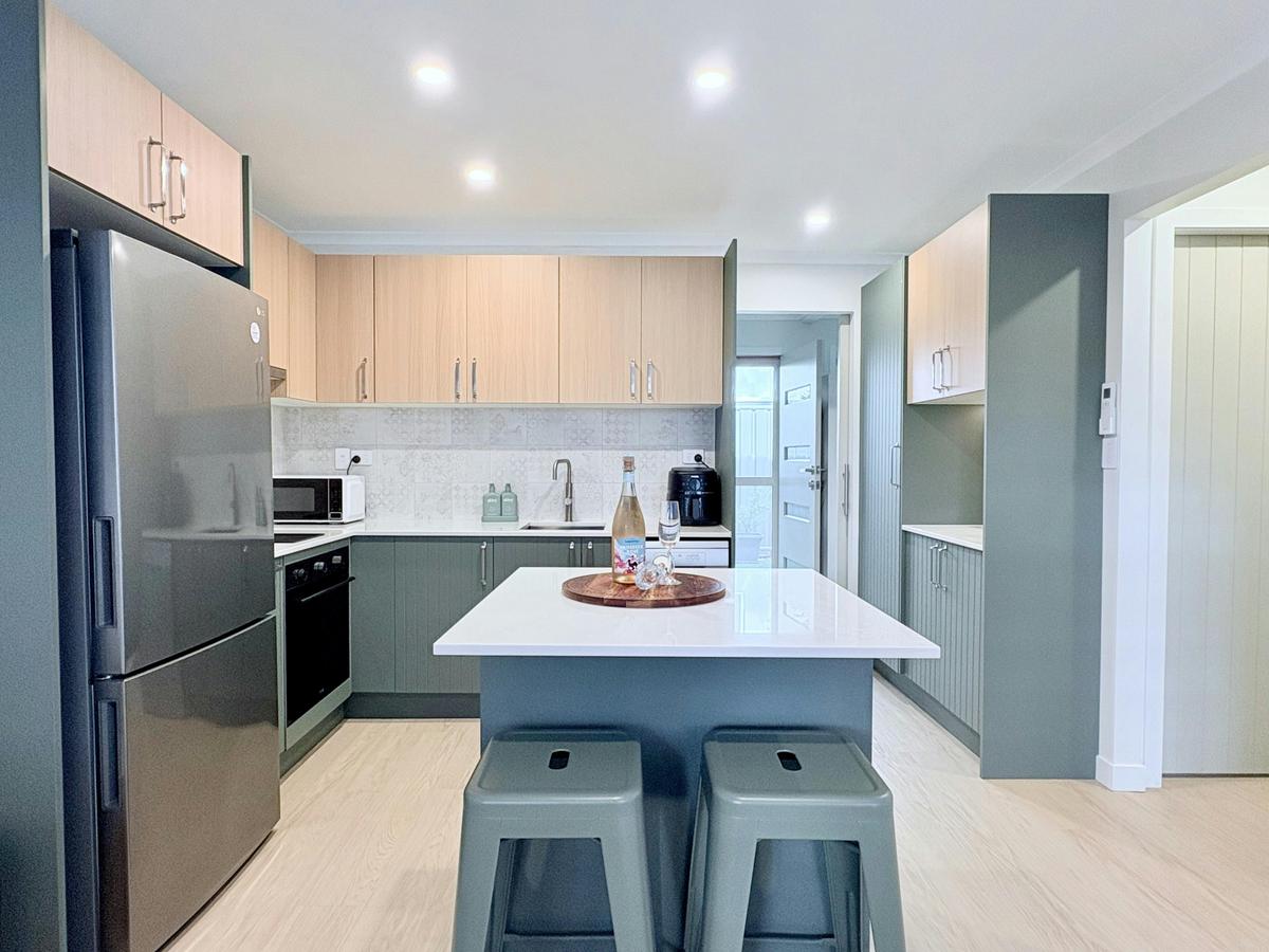 Beautiful and Modern Kitchen
