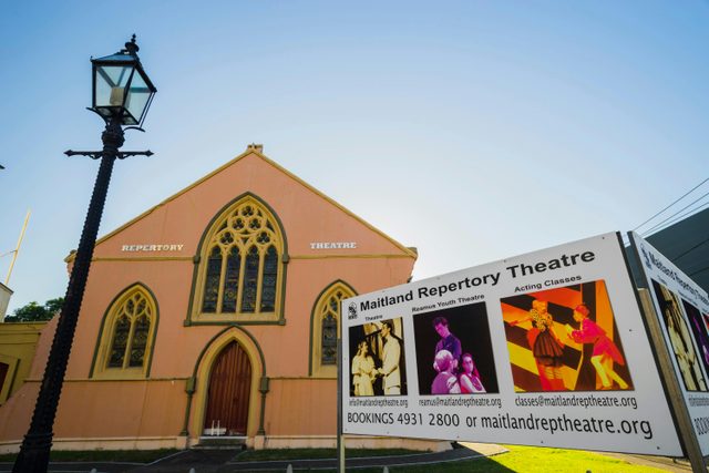 Reamus Youth Theatre